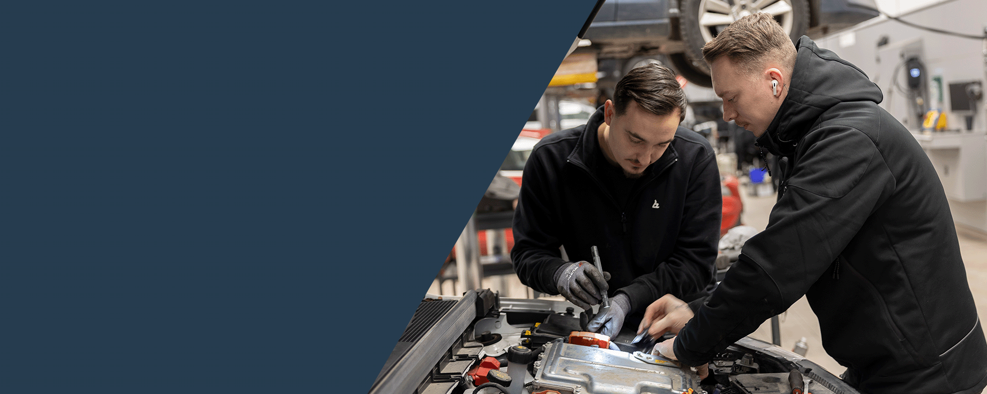 Vi ger våra kunder ett tryggt och enkelt bilägande